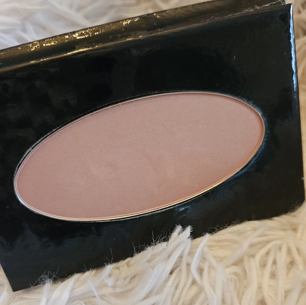 RARE ✨️ Victoria's Secret Limited Edition Blush